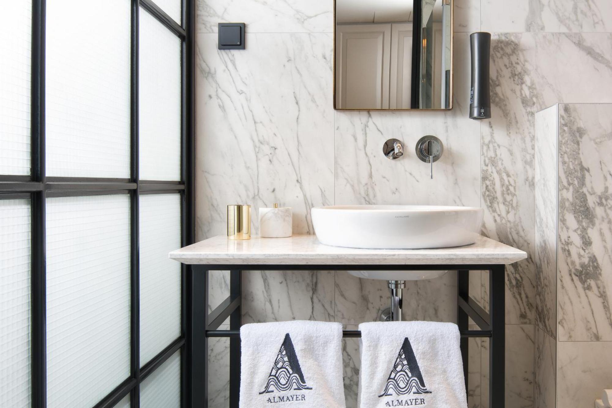 Almayer Art & Heritage Adults Only Hotel And Dependance Rooms ซาดาร์ ภายนอก รูปภาพ